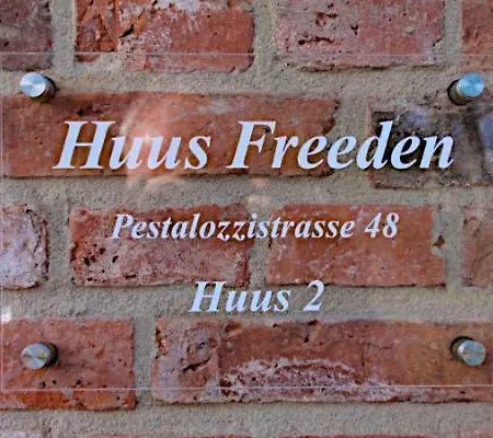 Doppelhaushaelfte Huus Freeden 2 Tatil Evi *
